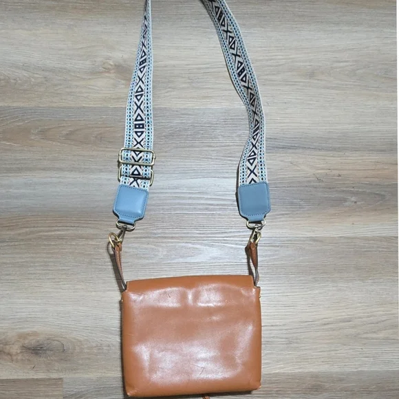 Tory Burch Cuoio Miller Tan Crossbody Bag with Replaced Patterned Strap - Picture 4 of 16